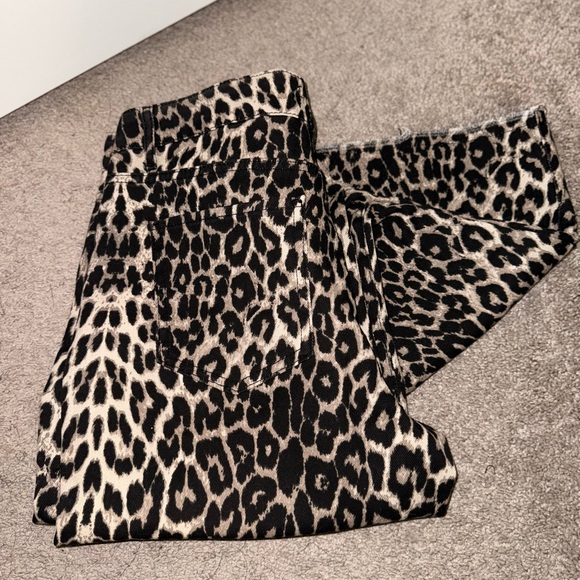 Leopard Print Pants - Picture 3 of 6